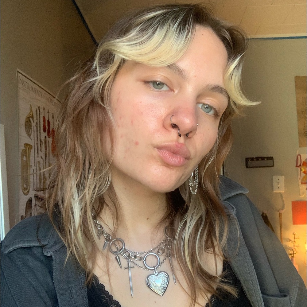 Meet your Posher, Hannah